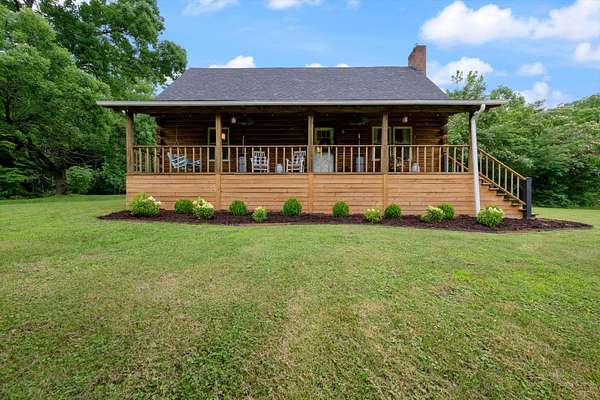 5 Acres of Land with Home for Sale in Nashville, Tennessee