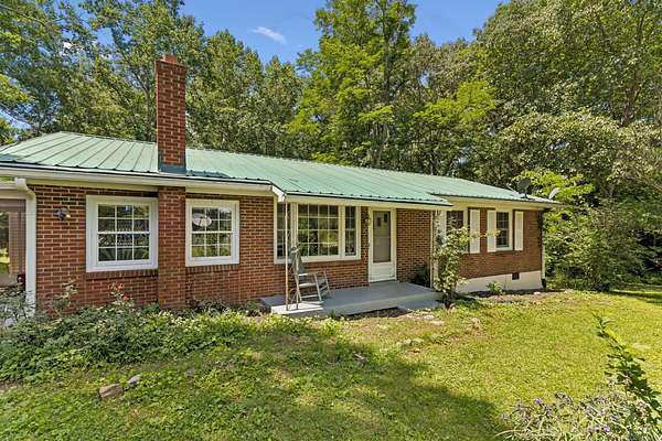 3.84 Acres of Land with Home for Sale in Franklin, Tennessee