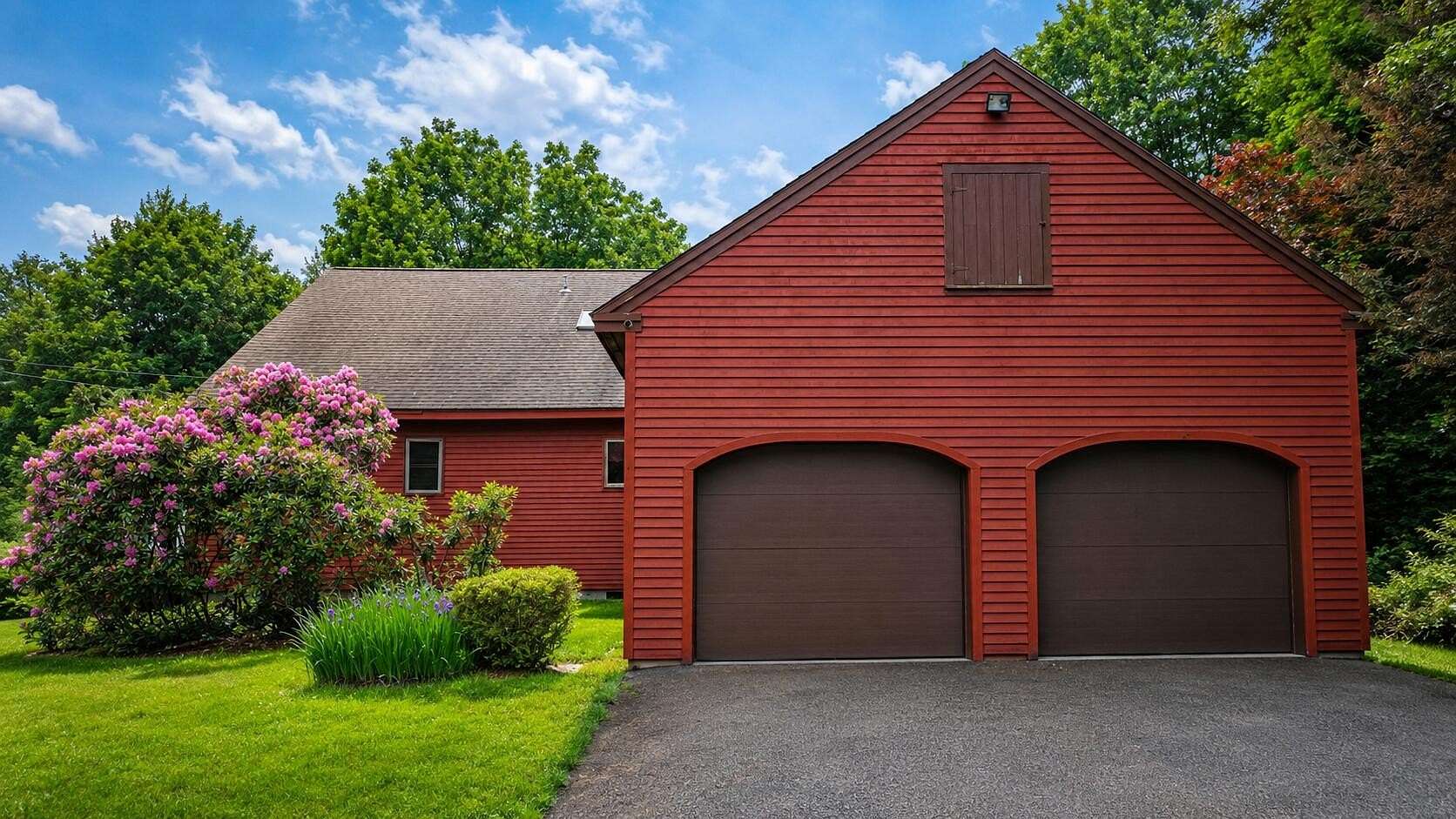 6 Acres of Land with Home for Sale in Raymond, Maine