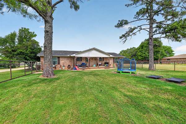 4.86 Acres of Land with Home for Sale in Aurora, Texas