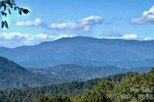 8 Acres of Residential Land for Sale in Spruce Pine, North Carolina