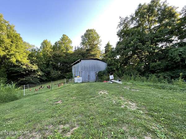 9.4 Acres of Agricultural Land for Sale in Luttrell, Tennessee