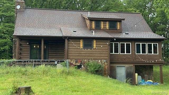 9 Acres of Land with Home for Sale in Metamora Township, Michigan