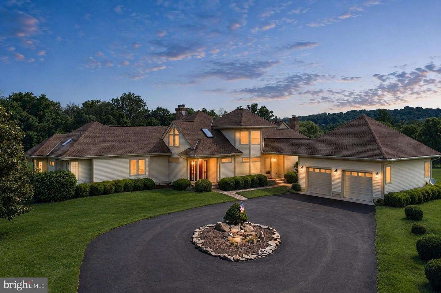16.2 Acres of Land with Home for Sale in Bluemont, Virginia