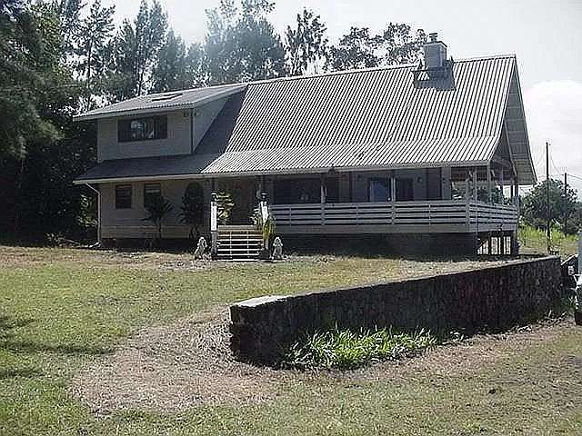 5.34 Acres of Land with Home for Sale in Captain Cook, Hawaii