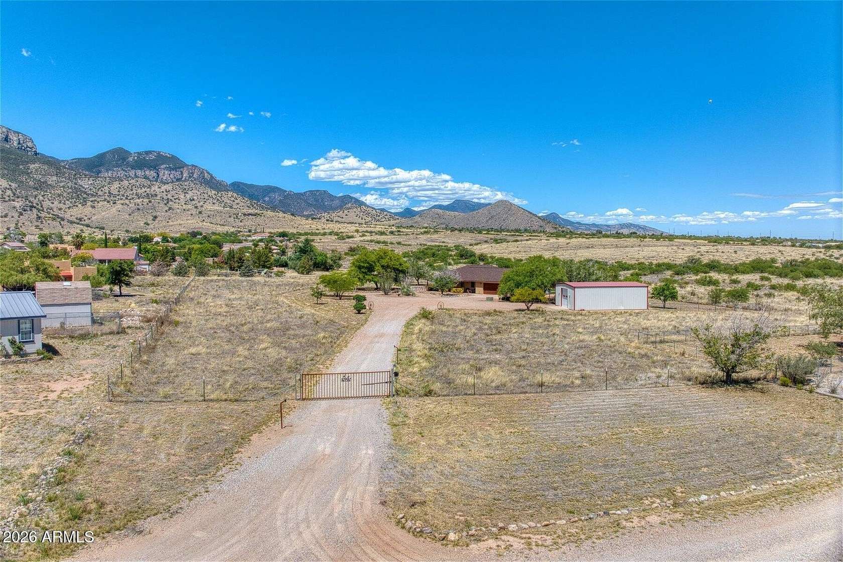 3.1 Acres of Land with Home for Sale in Hereford, Arizona