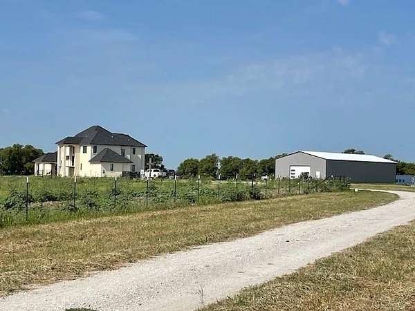 5 Acres of Land with Home for Sale in Valley View, Texas