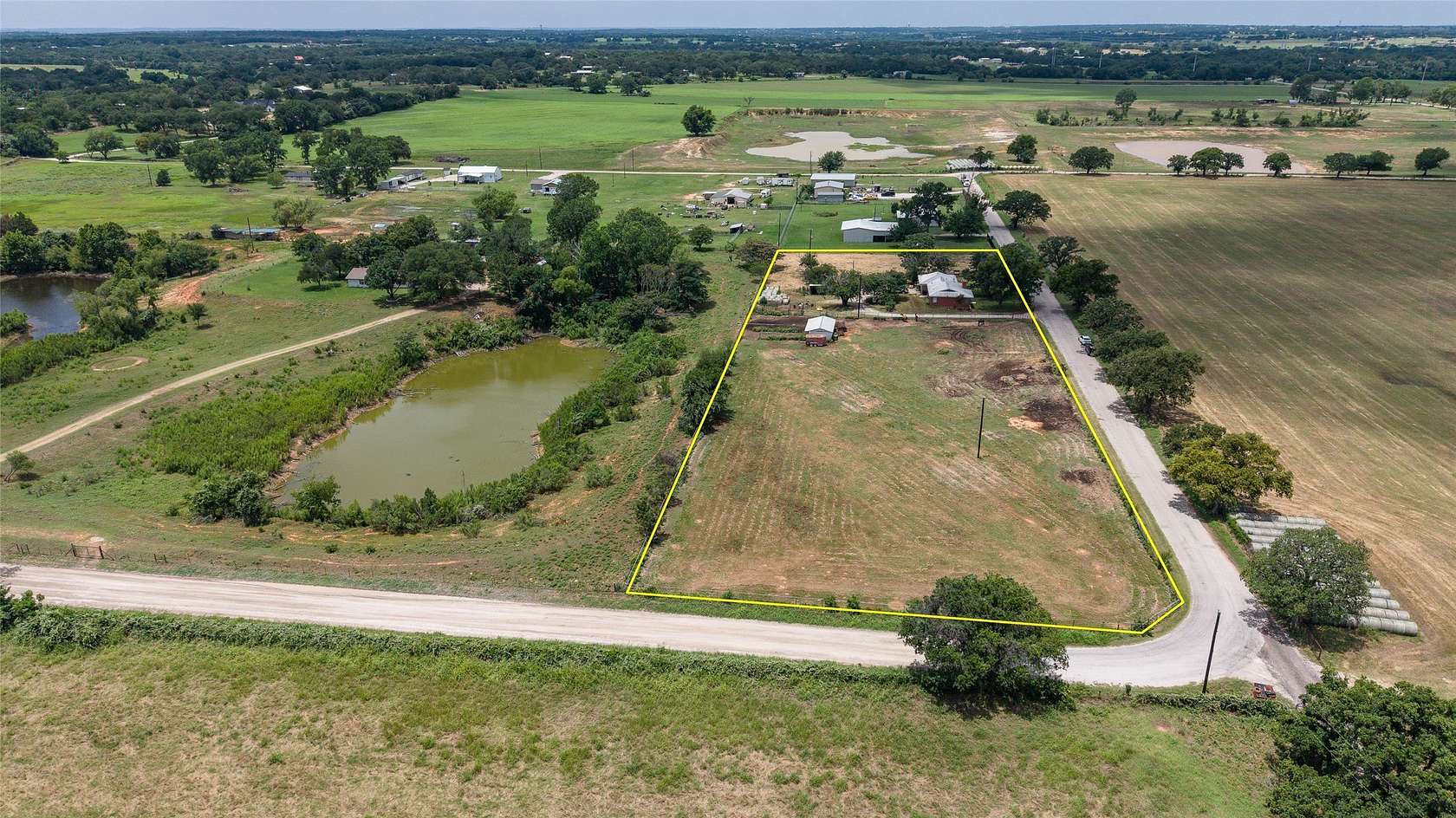 3 Acres of Land with Home for Sale in Boyd, Texas