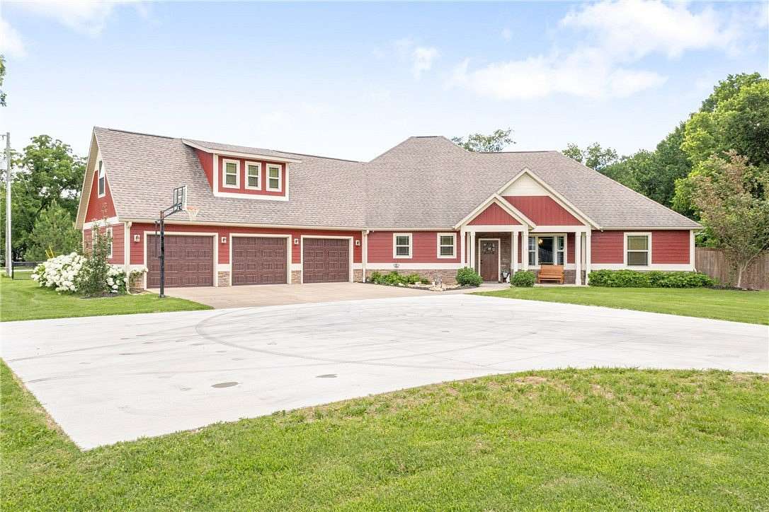 3.75 Acres of Land with Home for Sale in Bentonville, Arkansas