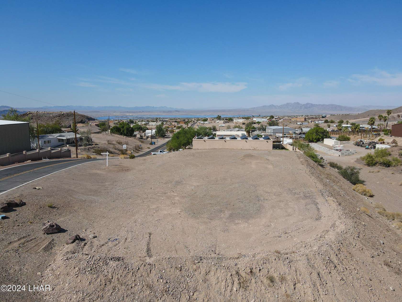 1 Acre of Residential Land for Sale in Lake Havasu City, Arizona