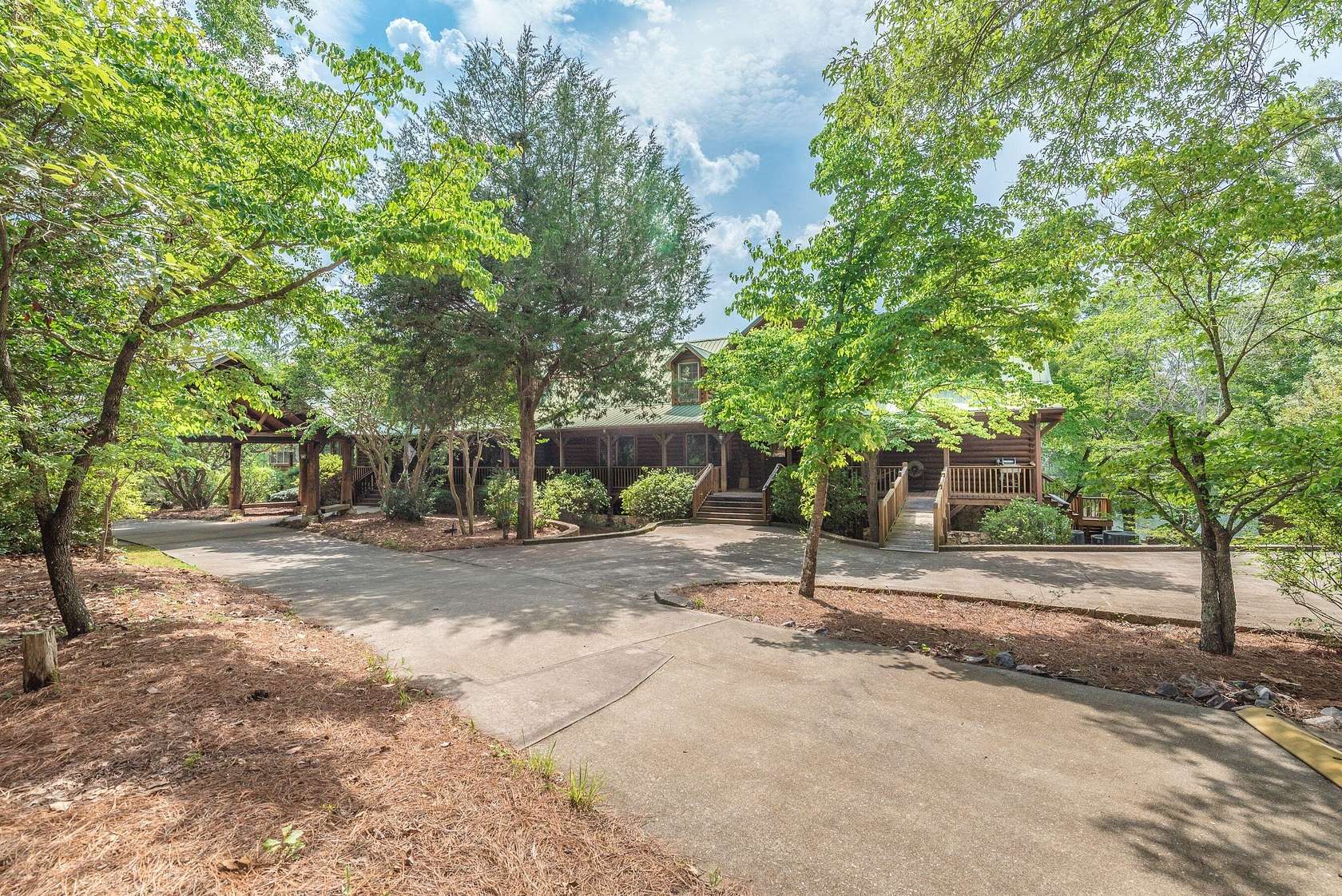 457 Acres of Recreational Land with Home for Sale in Ridge Spring, South Carolina