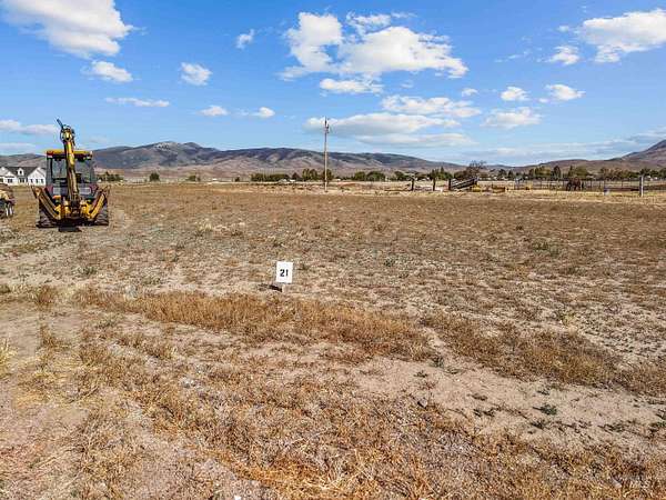0.94 Acres of Residential Land for Sale in Oakley, Idaho