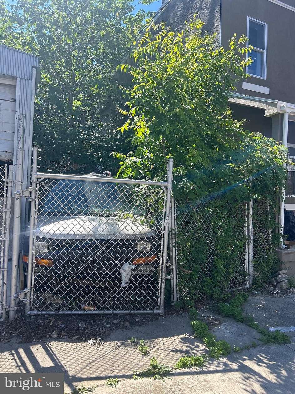 0.02 Acres of Residential Land for Sale in Philadelphia, Pennsylvania