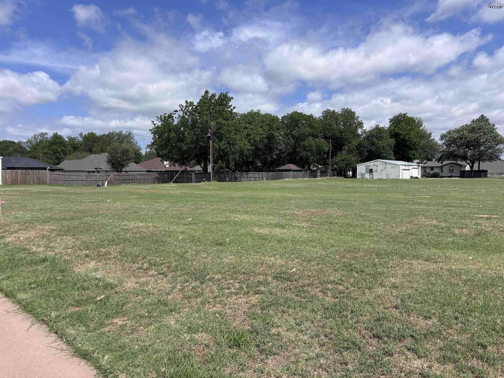 0.5 Acres of Commercial Land for Sale in Burkburnett, Texas