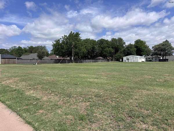 0.5 Acres of Commercial Land for Sale in Burkburnett, Texas