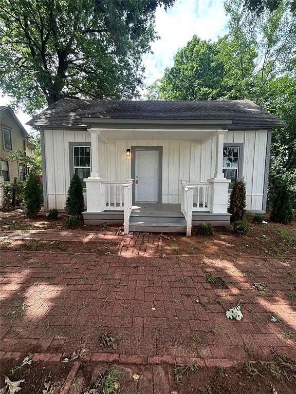 2 Acres of Land with Home for Sale in Guthrie, Oklahoma