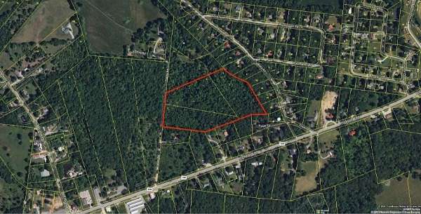 15.3 Acres of Land for Sale in Lyles, Tennessee