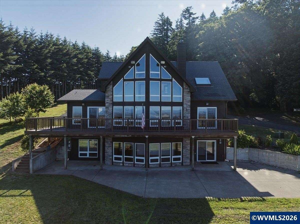 5.18 Acres of Land with Home for Sale in Amity, Oregon