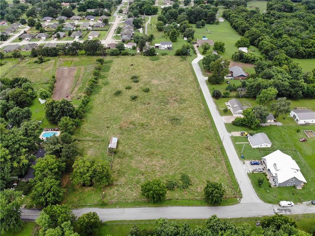 4.67 Acres of Land for Sale in Gentry, Arkansas