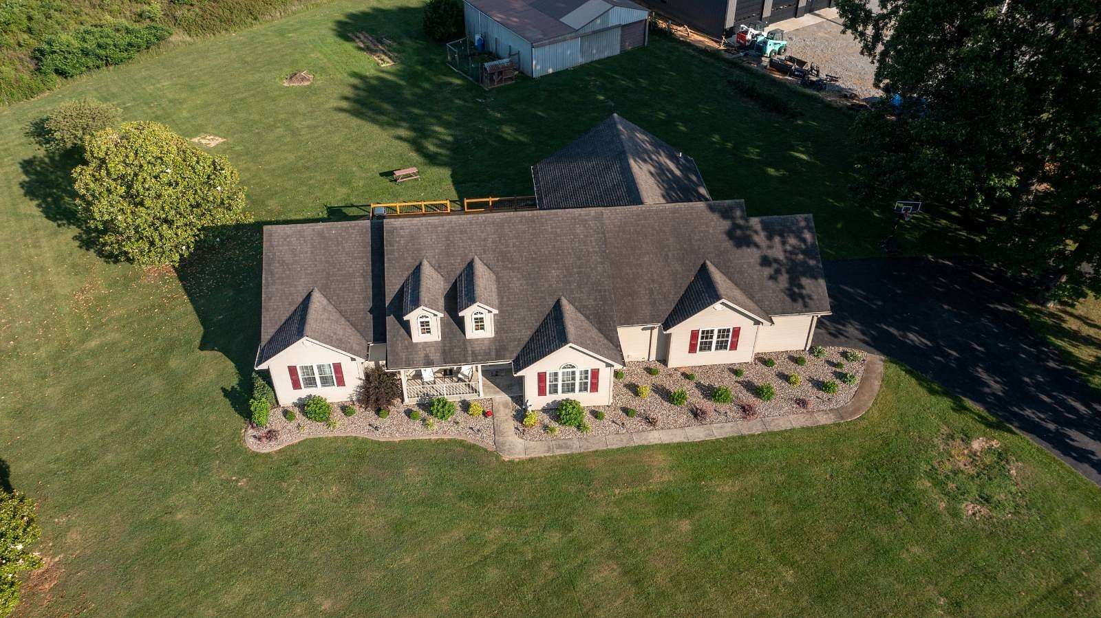2 Acres of Land with Home for Sale in Campbellsville, Kentucky