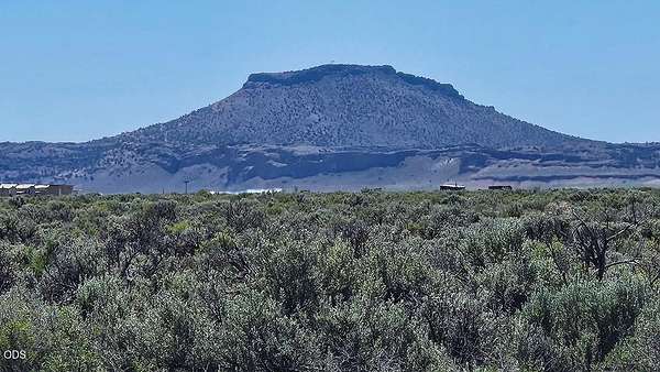 20 Acres of Recreational & Residential Land for Sale in Christmas Valley, Oregon