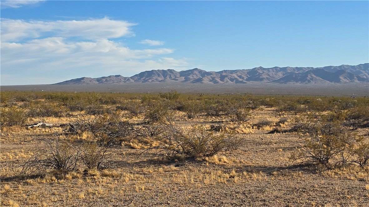40 Acres of Land for Sale in Yucca, Arizona