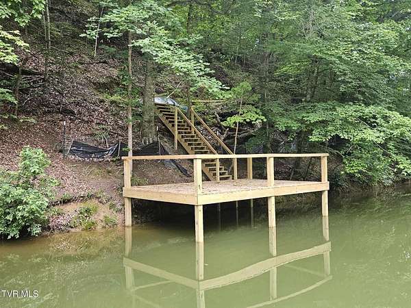 4.1 Acres of Residential Land for Sale in Piney Flats, Tennessee