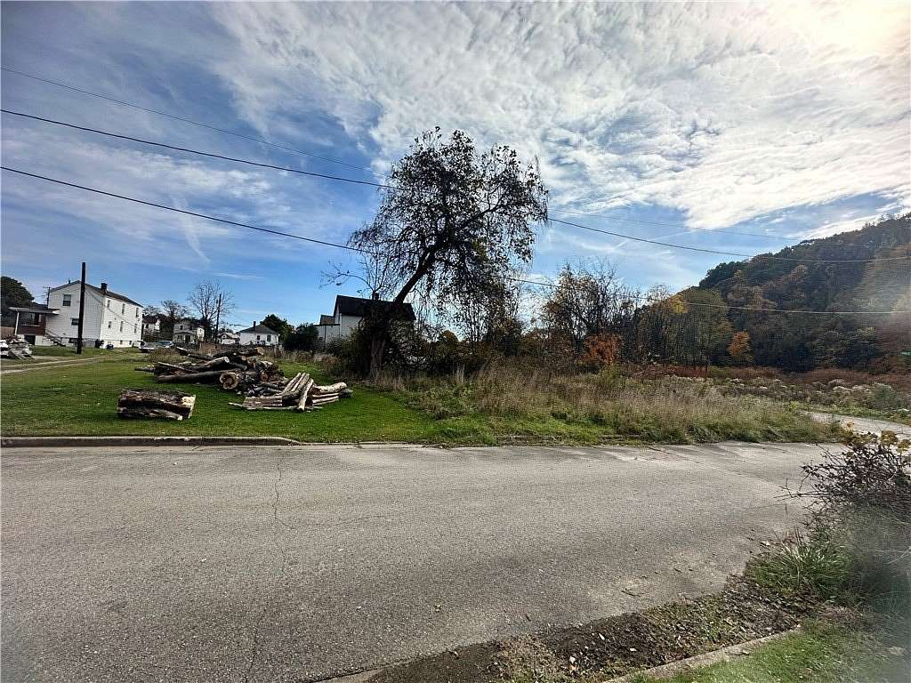 0.04 Acres of Residential Land for Sale in Jeannette, Pennsylvania