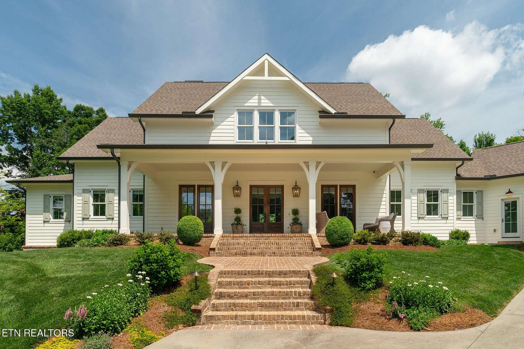 4 Acres of Land with Home for Sale in Knoxville, Tennessee