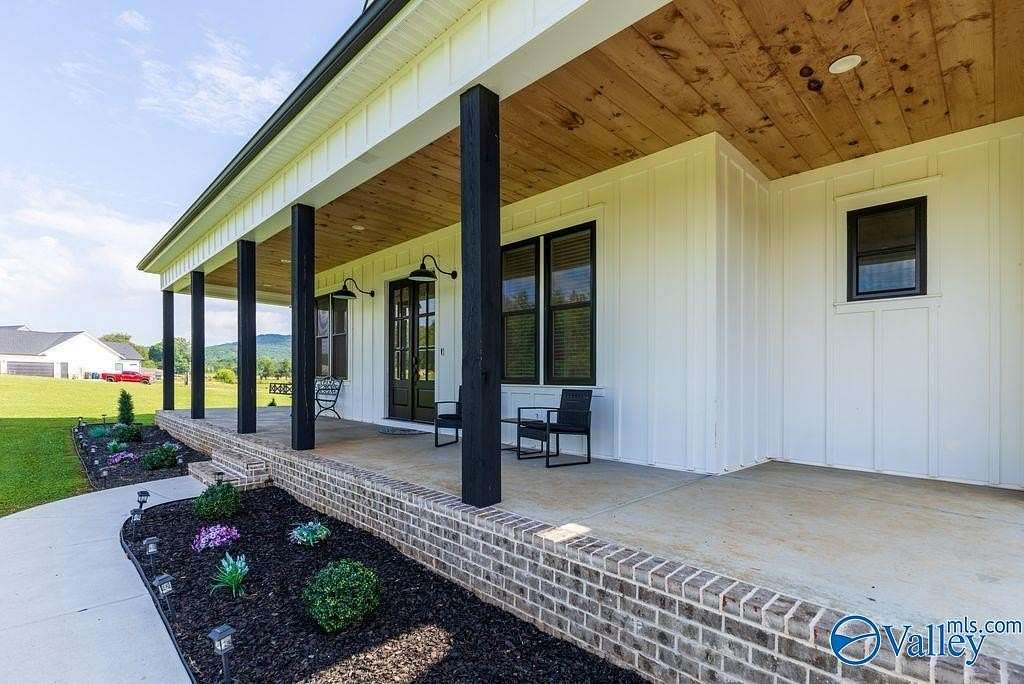 5.1 Acres of Land with Home for Sale in Gurley, Alabama