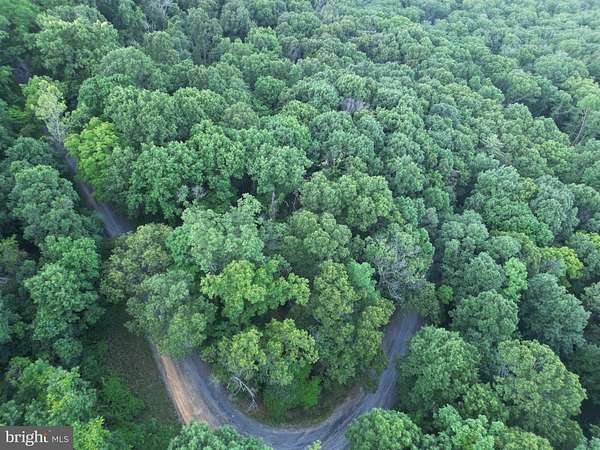 3 Acres of Residential Land for Sale in Mount Jackson, Virginia