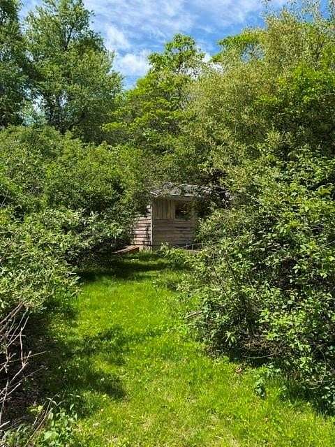 3.26 Acres of Land with Home for Sale in South Kingstown Town, Rhode Island
