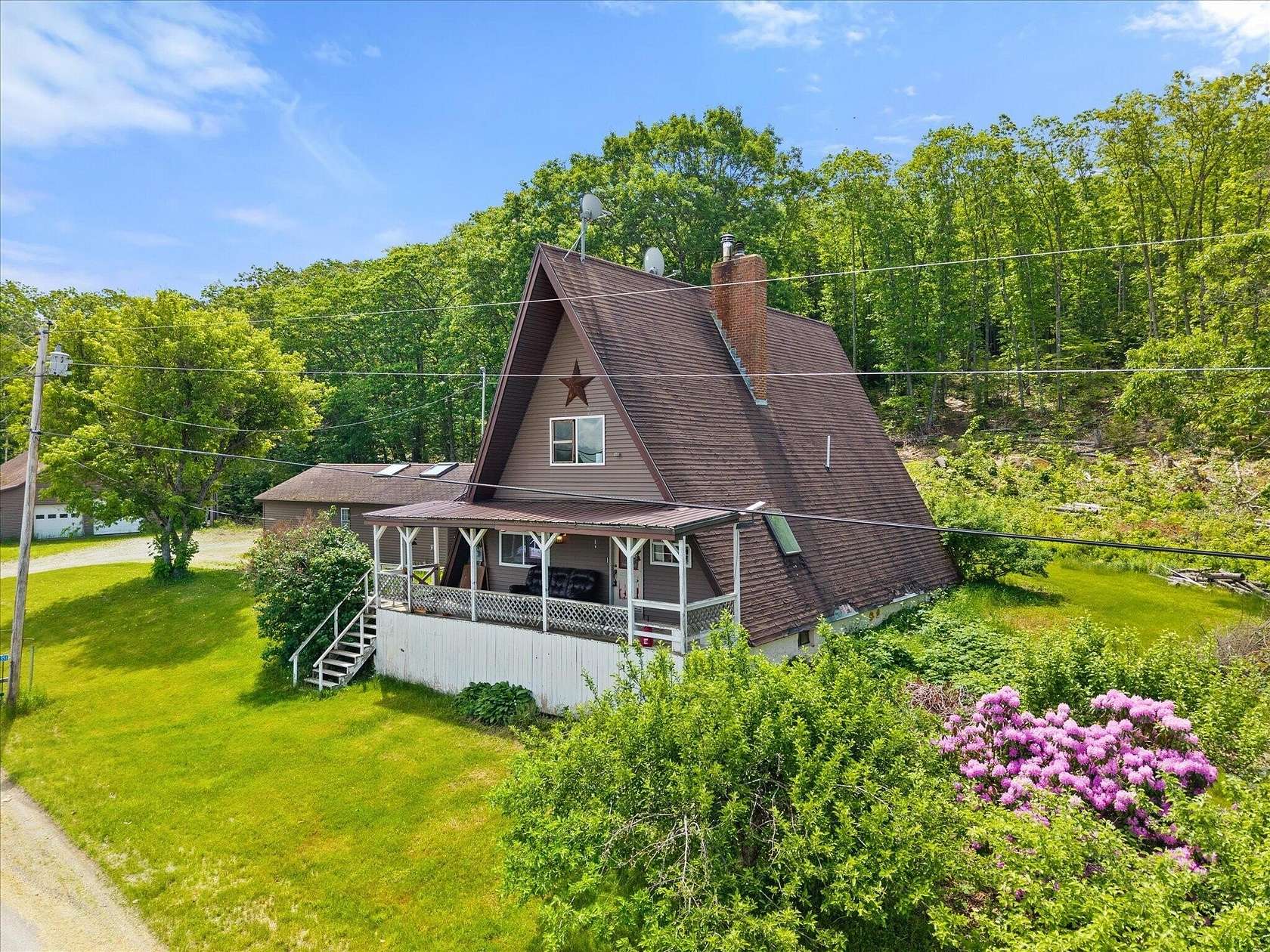 25 Acres of Land with Home for Sale in Lincoln, Maine