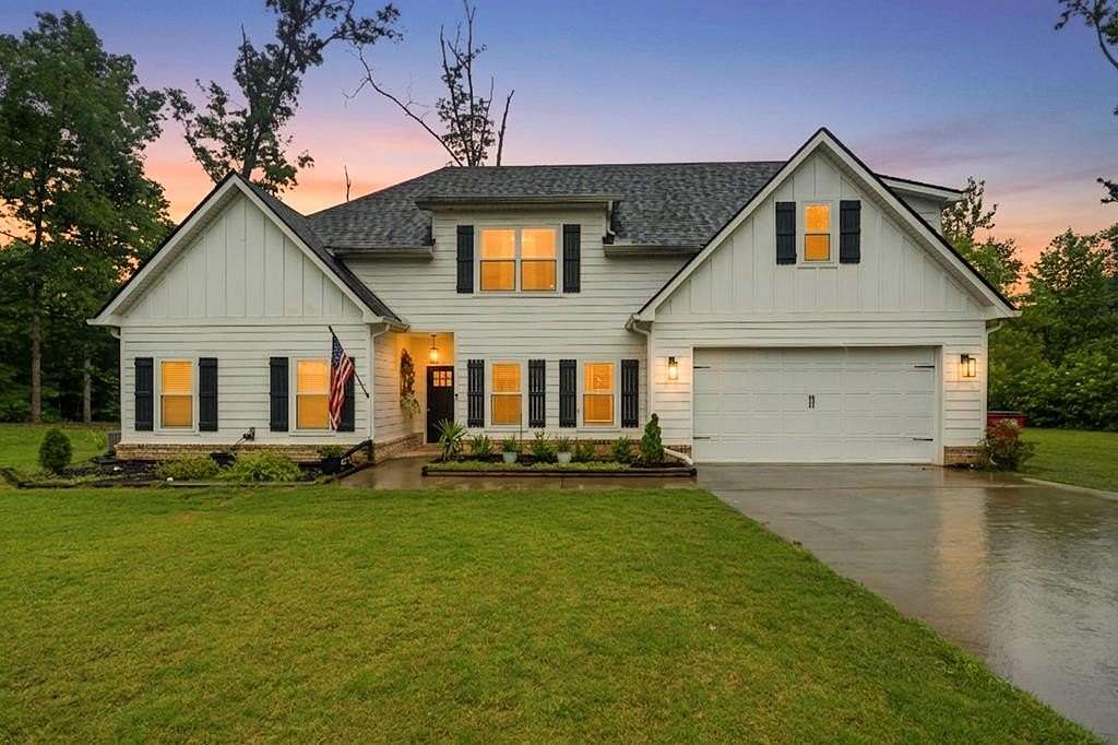 1.76 Acres of Land with Home for Sale in Gray, Georgia