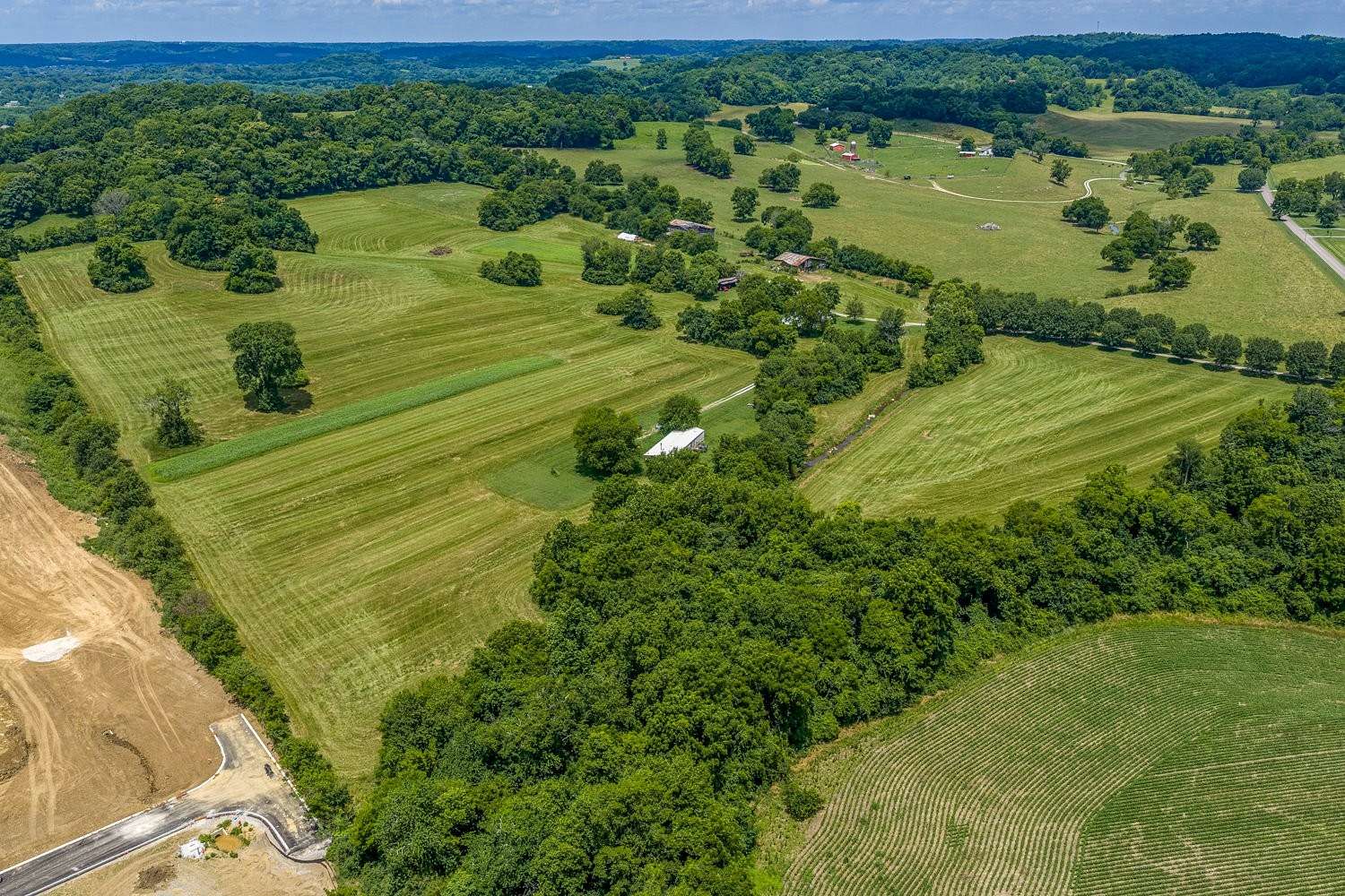 89 Acres of Land for Sale in Spring Hill, Tennessee