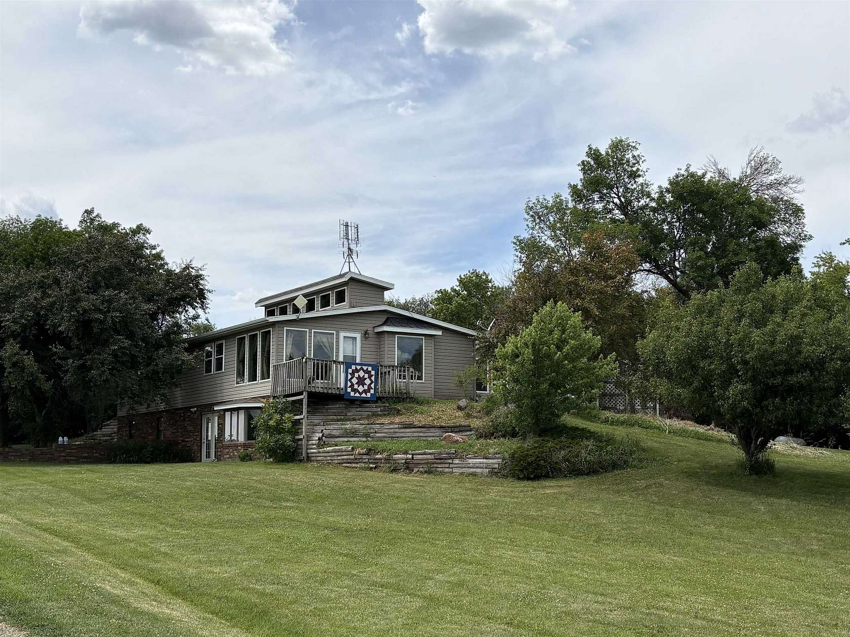 13.6 Acres of Land with Home for Sale in Lake Park, Iowa