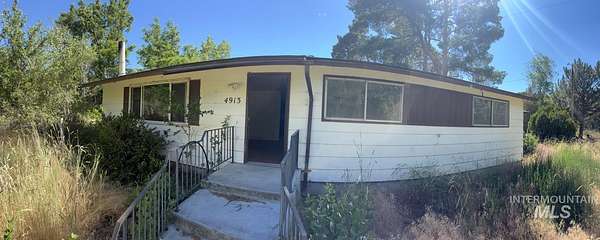 1.83 Acres of Land with Home for Sale in Emmett, Idaho