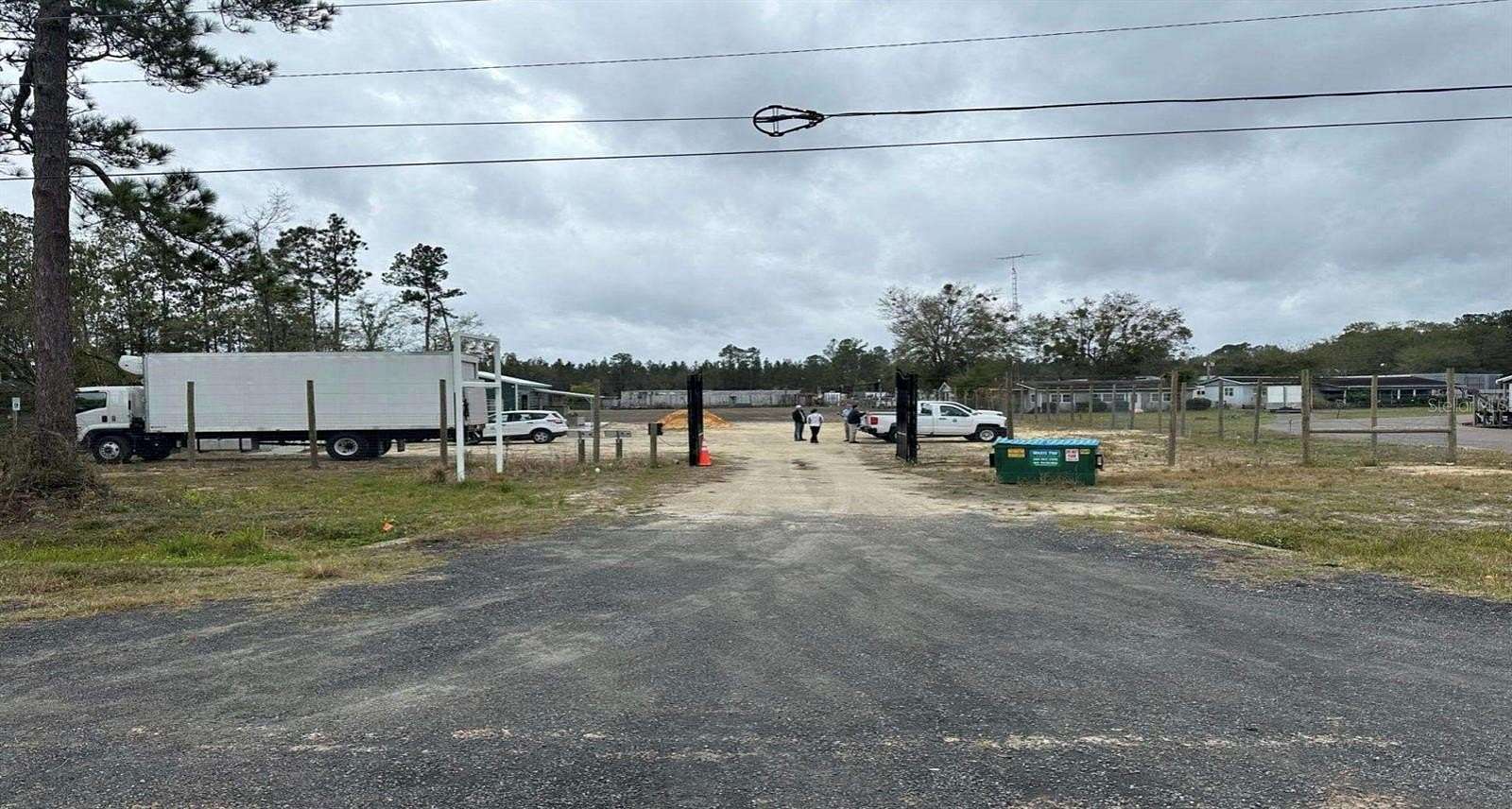 13.7 Acres of Improved Commercial Land for Lease in Hawthorne, Florida