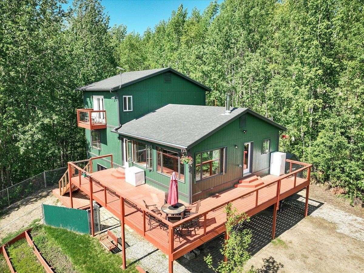 1.54 Acres of Land with Home for Sale in Fairbanks, Alaska