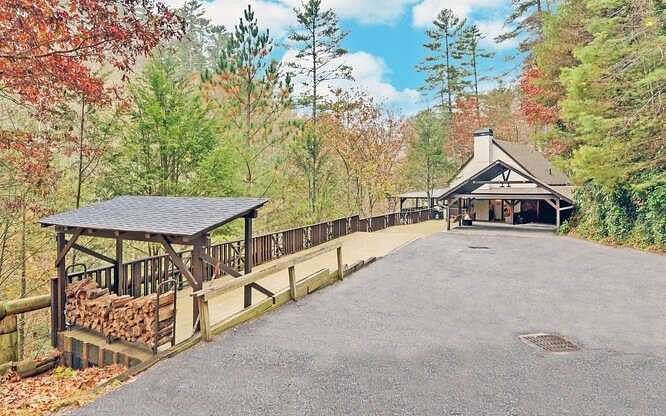 4.1 Acres of Land with Home for Sale in Hiawassee, Georgia