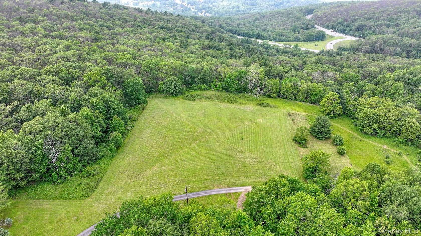 49 Acres of Land for Sale in Wurtsboro, New York