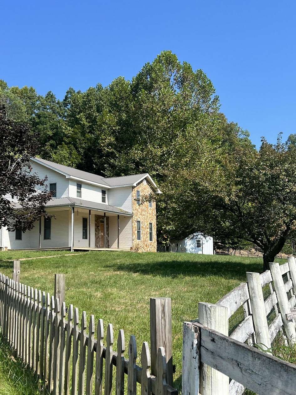 4.5 Acres of Land with Home for Sale in Morehead, Kentucky