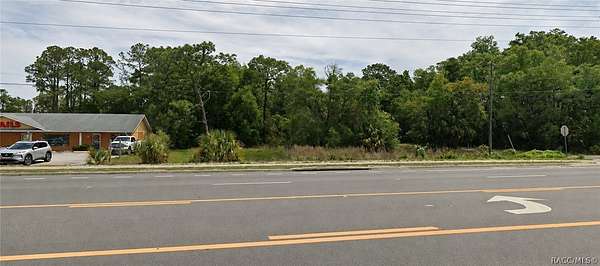 0.69 Acres of Mixed-Use Land for Sale in Crystal River, Florida
