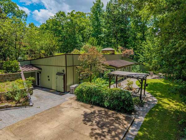 5 Acres of Land with Home for Sale in Mabelvale, Arkansas
