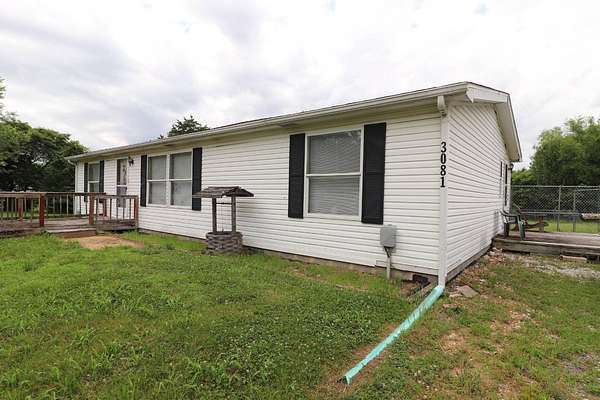 2.52 Acres of Land with Home for Auction in Holts Summit, Missouri