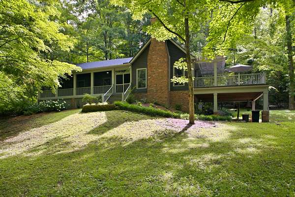 2.5 Acres of Land with Home for Sale in Nashville, Tennessee