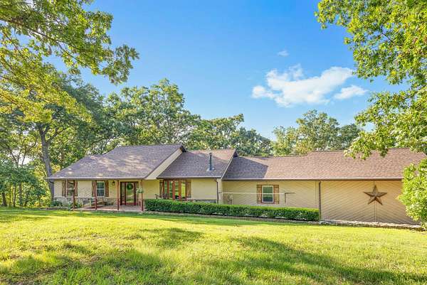 12 Acres of Land with Home for Sale in Branson, Missouri
