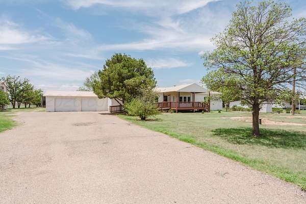 1.66 Acres of Land with Home for Sale in Amarillo, Texas