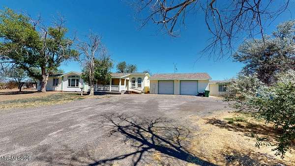 5.67 Acres of Land with Home for Sale in Battle Mountain, Nevada