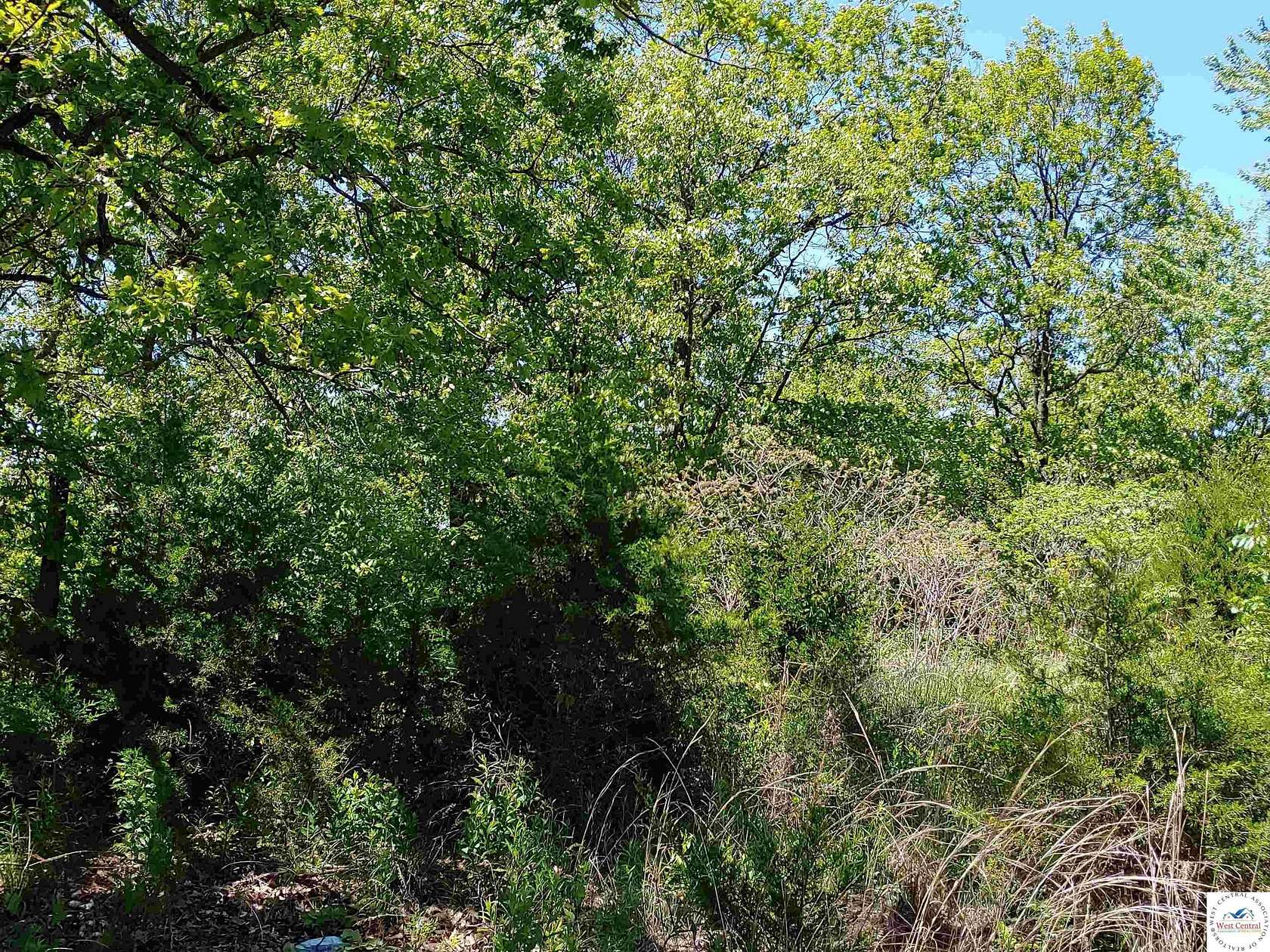 2 Acres of Residential Land for Sale in Hermitage, Missouri